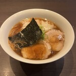 支那そばや 本店 - 醤油ワンタン1500円