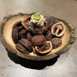 nôtori - 鬼胡桃。最後にさっきのエキスを煮詰めたものを1滴滴らします