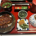 川次 - ＊ うなぎひつまぶし　1,980円