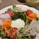 RACINES Boulangerie & Bistro - 