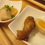 とよ香kitchen - 鶏手羽とゆで卵の煮物、高野豆腐と大根の煮物