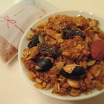 とよ香kitchen - 手作りグラノーラ（サービス）をいただきました