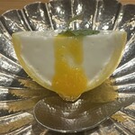 祇園 椿 - ジェイソンなんちゃらの杏仁豆腐とのこと。これも苦味と甘味のバランスがサイコー！