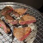 炭火和牛焼肉もうもう亭 - 