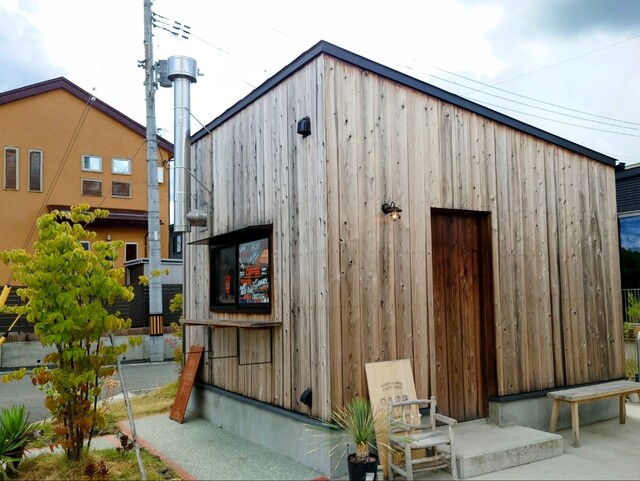 0123 COFFEE - 茂吉記念館前（コーヒースタンド）の写真