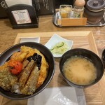 新潟カツ丼タレカツ 吉祥寺店 - 