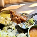 toi印食店 - Curry全種（4種）+マサラたまご+アパラム