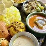 toi印食店 - Curry全種（4種）+マサラたまご+アパラム