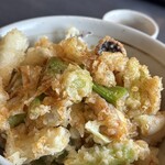 名物げそ天丼と自家製うどん お多福 - 