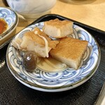 かんのん - 「あじ塩焼き（税込￥1,700）」「定食変更+450円（税込￥450）」の副菜（さつま揚げの煮物）