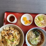 名物げそ天丼と自家製うどん お多福 - 