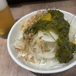 炭火焼鳥 太美屋 - 新玉ネギメカブのせ