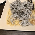 トラナス - しらすのペペロンチーノ♡