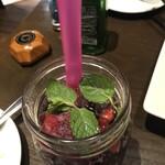 トラナス - ベリーモヒートもフルーツ沢山入ってます♡