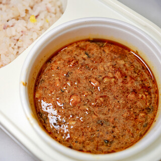 スパイスカレー モクロミ_0