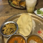 マロロガ バワン - 