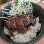 黒船亭 - ステーキ丼　スモール　肉が旨い