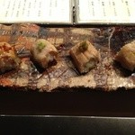 凛 - H26.10 穴子 右から、塩、柚子胡椒、ワサビ、ツメ