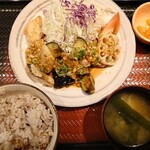 大戸屋 - 料理写真: