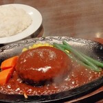 Good Burg - デミハンバーグセット。机小さすぎ