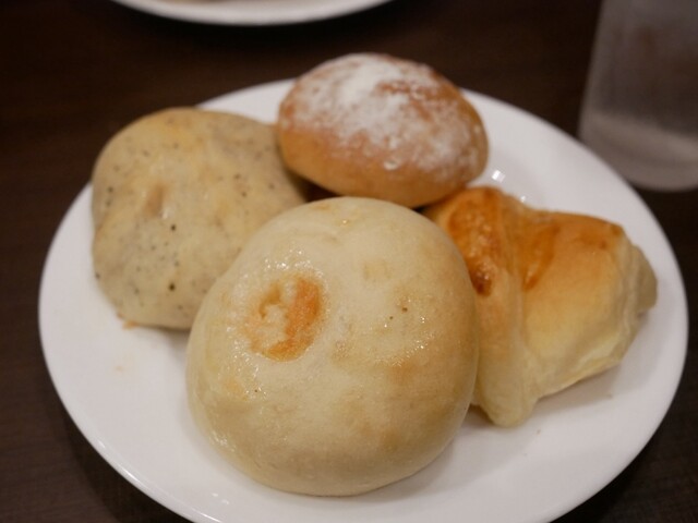 Kamakura Pasta Uehonmachiyufuraten photo 4