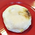 Kashi Doko Izumiya Denbee Karuizawa Ten - みたらし栗大福