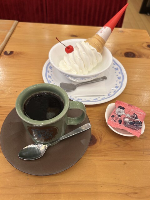 Komeda Coffee Ten Iontaun Chikusa Ten