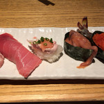 寿司の美登利 - 炙りトロ・本鮪中トロ・カワハギ・烏賊の塩辛軍艦・辛子明太子軍艦・車海老