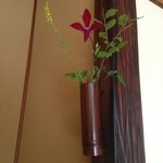 洛陽荘 - 2014年8月：部屋にあった花入れ