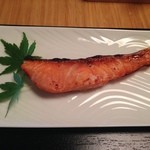 洛陽荘 - 2014年8月：朝食④鮭の幽庵焼き