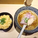 鴨と蟹 中華そば 燈 - 