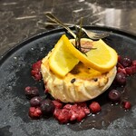 一億円で居酒屋建ててみた。億万鳥者 - 酒井パティシエの燃えるバスクチーズケーキ ¥980