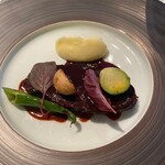 メゾン ド ミュゼ - 牛ホホ肉のワイン煮込み　季節の野菜を添えて