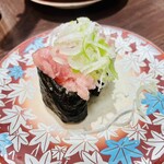 元祖寿司 - ネギトロ159円、マグロ赤身の切れ端も入って食感もイイ。ボリュームも満足。