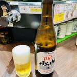 元祖寿司 - 瓶ビール671円、東京は35℃で暑かった。先ずはコレで喉を潤す。