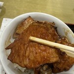 ぶた丼のとん田 - 