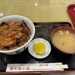 ぶた丼のとん田 - 