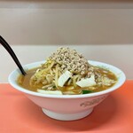 東華飯店 - 料理写真:ミソラーメン