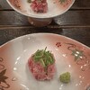 海で魚を食べる鳥 - 