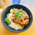 18ラーメン - チャーシュー丼