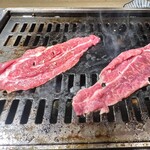 焼肉・ホルモン 踊ル - ツラミ焼いてます