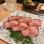 黒毛和牛焼肉 肉處 きっしゃん 西中島総本店 - 