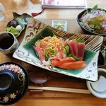 日本茶甘味処あずき - 全体