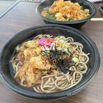 館鼻岸壁朝市 - 