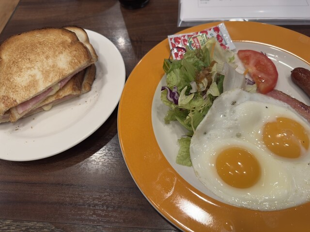 Jonathan Nishi Shinjuku Ten