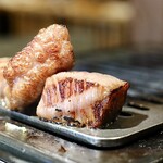 和牛焼肉ラスベガス - 和牛角切りロース ニンニク醤油添え