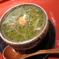 鈴なり - この店のスペシャリテ！ウニの玉地蒸し（柔らかめの茶碗蒸し）。上にはフカヒレ餡とわさびと海鼠子。中にはウニが！