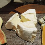 ミアスタンド - カマンベールじゃないよ！