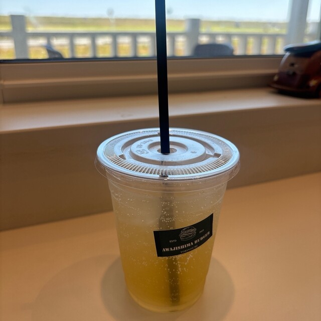 淡路島バーガー 鳥の海店 - 亘理町その他（ハンバーガー）の写真