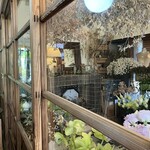 Flower&Cafe 大磯花帆槻 - 